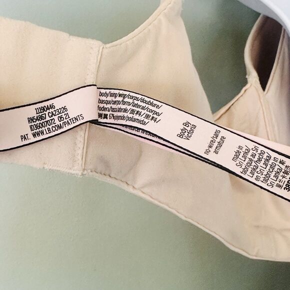 Victoria's Secret Body By Victoria No Wire Nursing Bra 38DDD Lined Breastfeeding - Picture 6 of 11